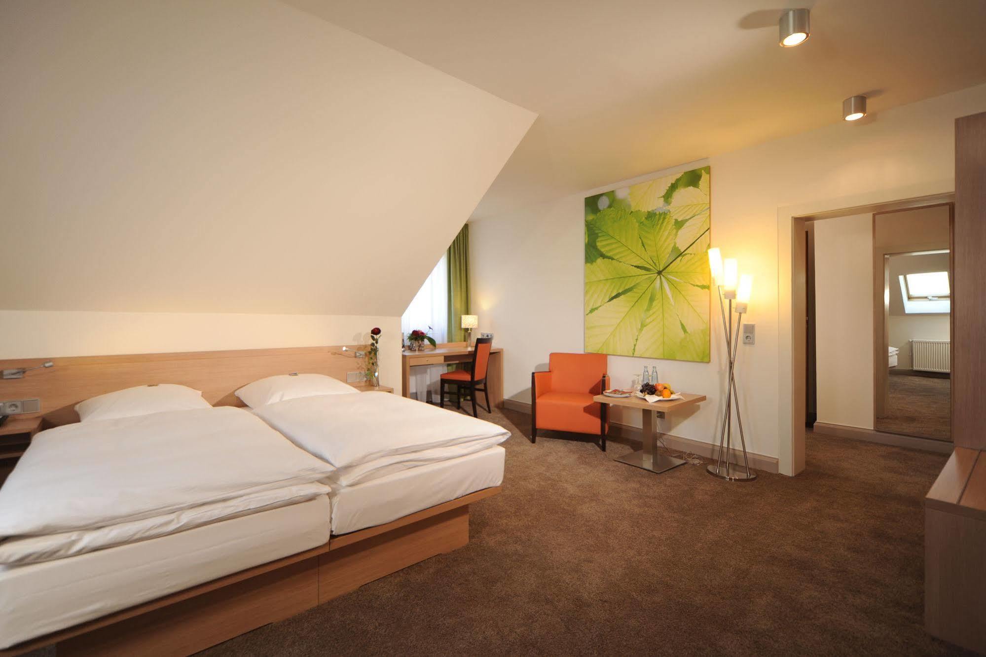Hotel Ratskeller Salzgitter Exterior photo